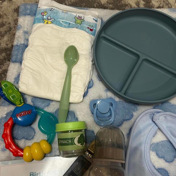 Blonde Full Silicone Vinyl Reborn Baby Boy Doll & Accessories (NWT) - Picture 6 of 8